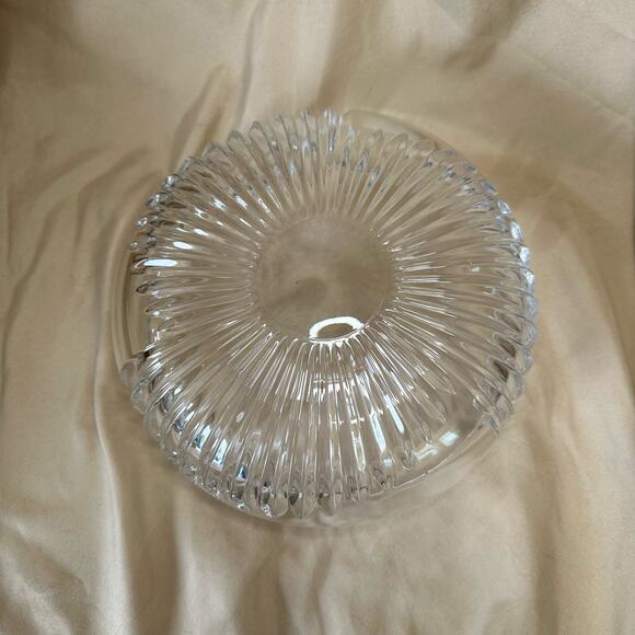 Vintage Centerpiece Bowl in Staccato pattern by Mikasa 8 inch - Picture 5 of 10
